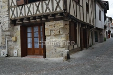 Townhouse - half-timbering - exposed stone - 1 bedroom in CASTELJALOUX (47)