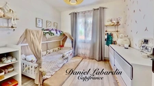 SINGLE-STOREY HOUSE - 3 BEDROOMS - Garage - Garden 