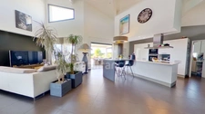 Architect-designed villa with 3 bedrooms - swimming pool - jacuzzi - outbuildings - near MARMANDE (47)