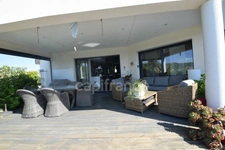 Architect-designed villa with 3 bedrooms - swimming pool - jacuzzi - outbuildings - near MARMANDE (47)