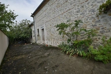 Stone house with 5 bedrooms - swimming pool - garage - drying room in MARMANDE (47)