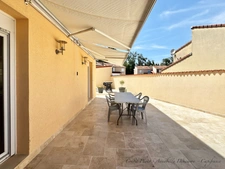 EXCLUSIVITÉ – Maison 5 pièces rénovée avec 4 chambres, terrasse en travertin, double garage et nombreux stationnements à Gerzat
