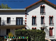 CHATELGUYON (63) - Appartement 4 pièces rénové, balcon filant et terrasse privative