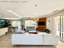 Villa d'architecte P7 à THIERS (CHOPINE) avec vaste terrain, garage double et piscine chauffée.