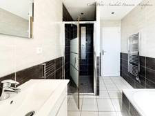 GRANDE MAISON DE PLAIN-PIED - BEAUREGARD-VENDON – 4/5 CHAMBRES – TERRAIN 1 449 m² – VUE PUY DE DÔME