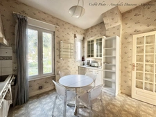CHAMALIÈRES – MAISON DE FAMILLE EN PIERRE – 215 M² – 5 CHAMBRES – JARDINET – GARAGE