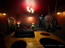 Immeuble en monopropriété à forte rentabilité à vendre CHATELGUYON (63) - studio à thème (aujourd'hui Love Room) & T3 en duplex