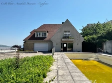 ROYAT - Grande maison familiale à rénover avec vue panoramique, terrain rare, piscine