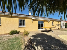 GRANDE MAISON DE PLAIN-PIED - BEAUREGARD-VENDON – 4/5 CHAMBRES – TERRAIN 1 449 m² – VUE PUY DE DÔME