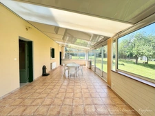 Vaste Maison individuelle P8 à rénover - LE VERNET (03200) - Terrain - garage, carport et atelier.