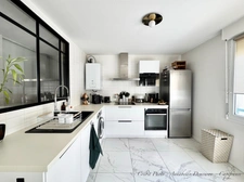Appartement T3 dans résidence sécurisée avec terrasse, garage double, cave - CLERMONT FERRAND (63) - Secteur Saint Alyre