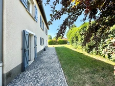 ORLEAT - Maison familiale P7 – Terrain arboré 1 204 m² – Garages – Quartier résidentiel recherché