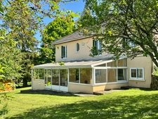 Vaste Maison individuelle P8 à rénover - LE VERNET (03200) - Terrain - garage, carport et atelier.