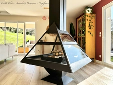 Villa d'architecte P7 à THIERS (CHOPINE) avec vaste terrain, garage double et piscine chauffée.