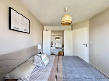 Appartement T3 dans résidence sécurisée avec terrasse, garage double, cave - CLERMONT FERRAND (63) - Secteur Saint Alyre