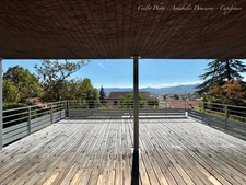 CLERMONT-FERRAND - Les Côtes – Maison d’architecte d’environ 300 m² avec dépendance – Terrain de 1894 m² – Piscine 