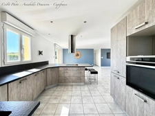 GRANDE MAISON DE PLAIN-PIED - BEAUREGARD-VENDON – 4/5 CHAMBRES – TERRAIN 1 449 m² – VUE PUY DE DÔME
