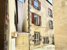 CLERMONT-FERRAND/MONTFERRAND – ENSEMBLE IMMOBILIER DE 2 MAISONS – 175 M² – 4 CHAMBRES – COUR PRIVÉE – GARAGE – STATIONNEMENTS