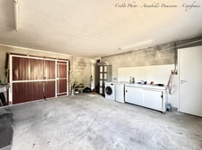 MOZAC – Maison de plain-pied 3 chambres/bureau – PISCINE – TERRAIN divisible de 2324 M² – Garages 