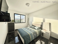 Villa contemporaine d'architecte à vendre 7 pièces CHATELGUYON (63)