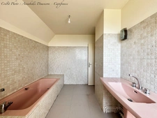 ROYAT - Grande maison familiale à rénover avec vue panoramique, terrain rare, piscine
