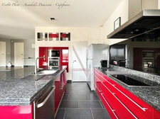 VEYRE-MONTON, Villa P6 avec très grand garage, piscine sécurisée et chauffée sur terrain de 1 509,00 m²