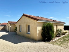 GRANDE MAISON DE PLAIN-PIED - BEAUREGARD-VENDON – 4/5 CHAMBRES – TERRAIN 1 449 m² – VUE PUY DE DÔME