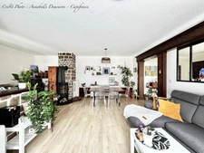 CÉBAZAT HYPERCENTRE – MAISON DE CARACTÈRE + T2 INDÉPENDANT – 183 m² HABITABLES ENV. – DÉPENDANCES – EXTÉRIEURS