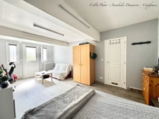 CÉBAZAT HYPERCENTRE – MAISON DE CARACTÈRE + T2 INDÉPENDANT – 183 m² HABITABLES ENV. – DÉPENDANCES – EXTÉRIEURS