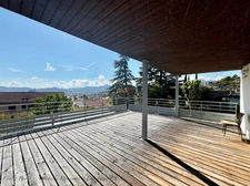 CLERMONT-FERRAND - Les Côtes – Maison d’architecte d’environ 300 m² avec dépendance – Terrain de 1894 m² – Piscine 