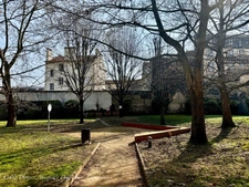 Appartement T3 dans résidence sécurisée avec terrasse, garage double, cave - CLERMONT FERRAND (63) - Secteur Saint Alyre