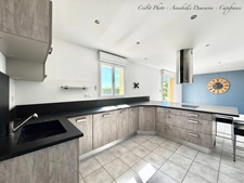 GRANDE MAISON DE PLAIN-PIED - BEAUREGARD-VENDON – 4/5 CHAMBRES – TERRAIN 1 449 m² – VUE PUY DE DÔME