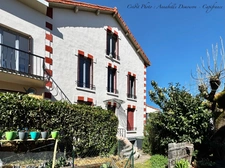 CHATELGUYON (63) - Appartement 4 pièces rénové, balcon filant et terrasse privative