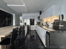 Villa contemporaine d'architecte à vendre 7 pièces CHATELGUYON (63)