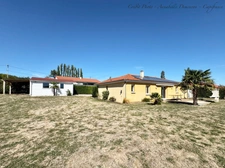 GRANDE MAISON DE PLAIN-PIED - BEAUREGARD-VENDON – 4/5 CHAMBRES – TERRAIN 1 449 m² – VUE PUY DE DÔME