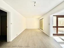 CLERMONT-FERRAND - Les Côtes – Maison d’architecte d’environ 300 m² avec dépendance – Terrain de 1894 m² – Piscine 