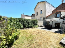 RIOM - EXCLUSIVITÉ – Maison de ville de caractère P6 entièrement rénovée avec jardin, abri et cave