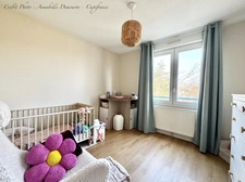 Appartement T3 dans résidence sécurisée avec terrasse, garage double, cave - CLERMONT FERRAND (63) - Secteur Saint Alyre