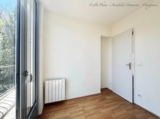 CHATELGUYON (63) - Appartement 4 pièces rénové, balcon filant et terrasse privative