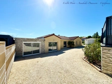 GRANDE MAISON DE PLAIN-PIED - BEAUREGARD-VENDON – 4/5 CHAMBRES – TERRAIN 1 449 m² – VUE PUY DE DÔME