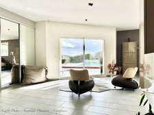 VEYRE-MONTON, Villa P6 avec très grand garage, piscine sécurisée et chauffée sur terrain de 1 509,00 m²