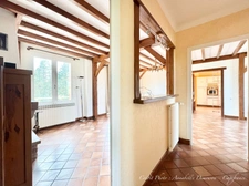 Vaste Maison individuelle P8 à rénover - LE VERNET (03200) - Terrain - garage, carport et atelier.