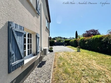 ORLEAT - Maison familiale P7 – Terrain arboré 1 204 m² – Garages – Quartier résidentiel recherché