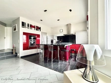 VEYRE-MONTON, Villa P6 avec très grand garage, piscine sécurisée et chauffée sur terrain de 1 509,00 m²