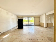 ROYAT - Grande maison familiale à rénover avec vue panoramique, terrain rare, piscine