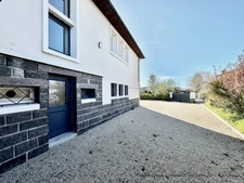 Maison de notable P8 entièrement rénovée avec grand jardin à ENNEZAT : la maison Bleue