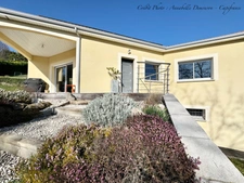 VEYRE-MONTON, Villa P6 avec très grand garage, piscine sécurisée et chauffée sur terrain de 1 509,00 m²