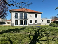 Maison de notable P8 entièrement rénovée avec grand jardin à ENNEZAT : la maison Bleue