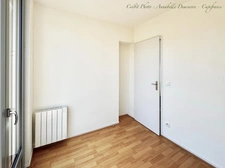CHATELGUYON (63) - Appartement 4 pièces rénové, balcon filant et terrasse privative