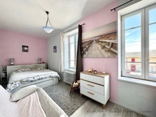 Maison à vendre 8 pièces VOLVIC (63) - 5 chambres, terrain, grand garage et caves